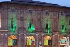 Palazzo-Comunale-di-Parma-illuminato-di-verde-9-ottobre-2020